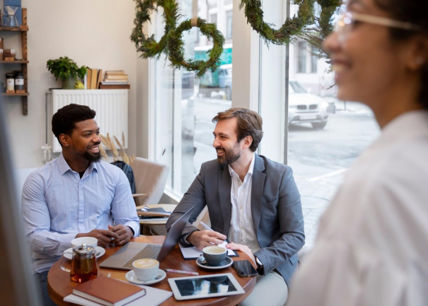 Detaillierte Finanzanalyse und Budgetplanung